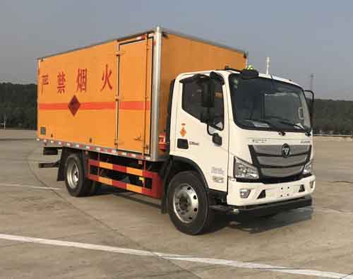 HCQ5120XQYBJ6型爆破器材運(yùn)輸車(chē)1.jpg